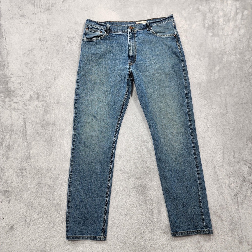 Wrangler Jeans Mens 38x32 Blue Medium Wash Athletic Straight Stretch Denim